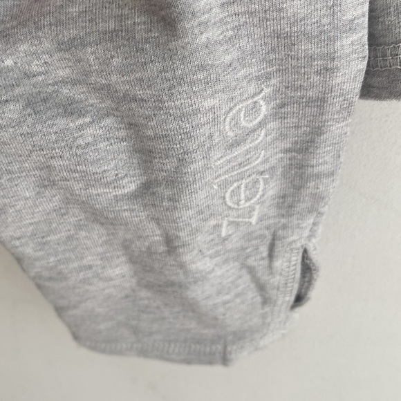 *LIGHT GRAY* Zella Heather Cowl Neck Flattery Hoodie Crop Top Size M, NWT - Picture 5 of 7